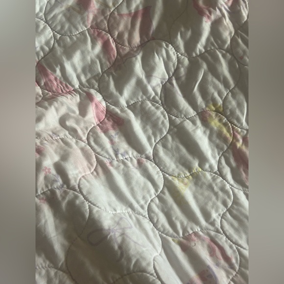 Princess Patterned Quilt Set - Picture 7 of 8